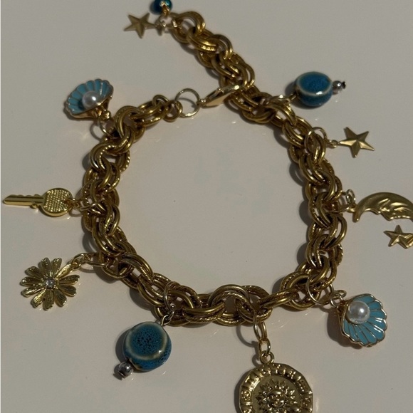 Gold Tone Charm Bracelet with 10 Charms - Picture 3 of 4